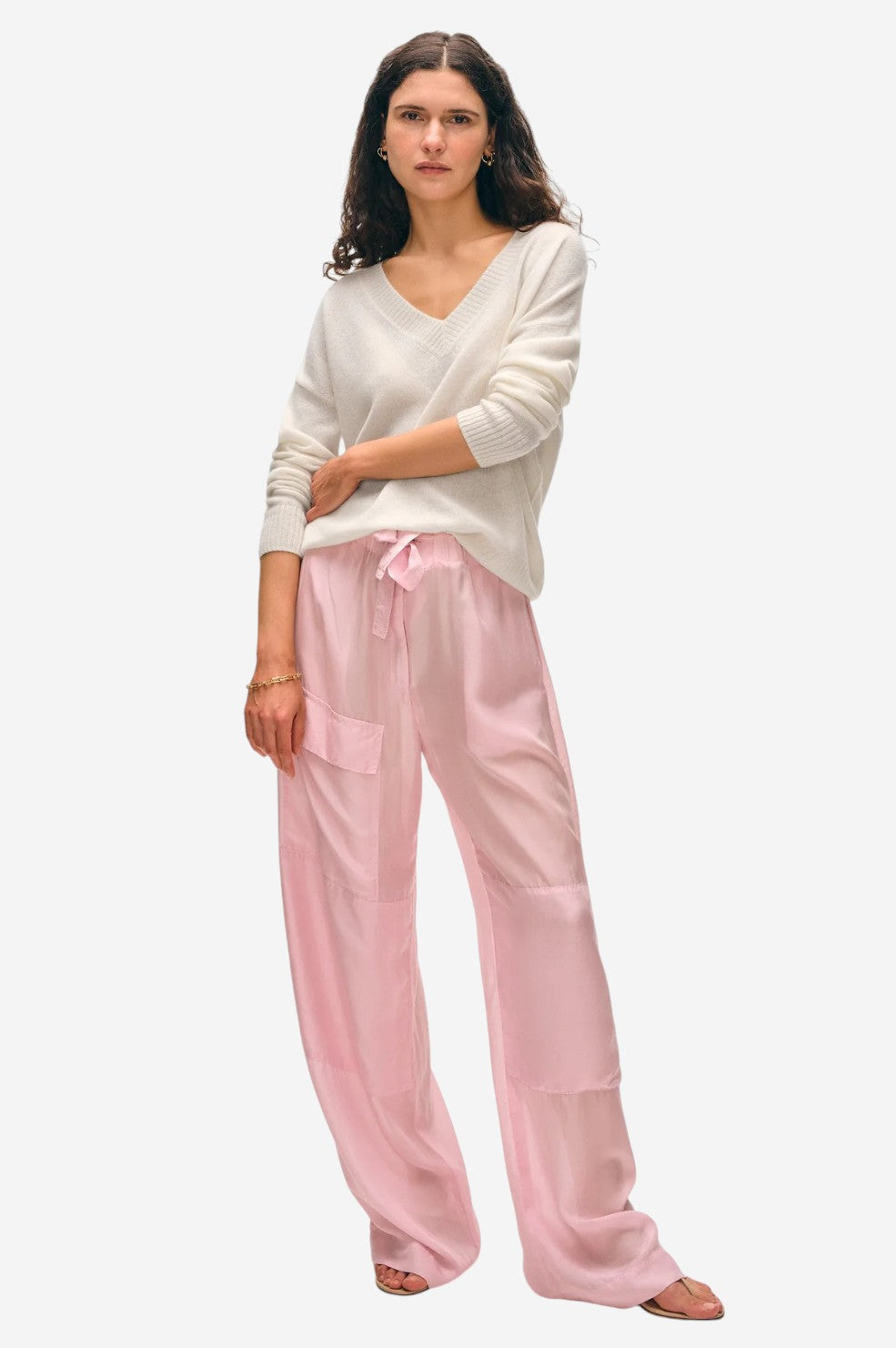 Cashmere Featherweight V Neck