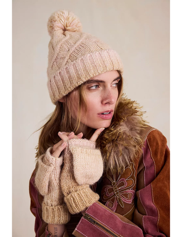 Rainbow Run Hat + Gloves, Ivory