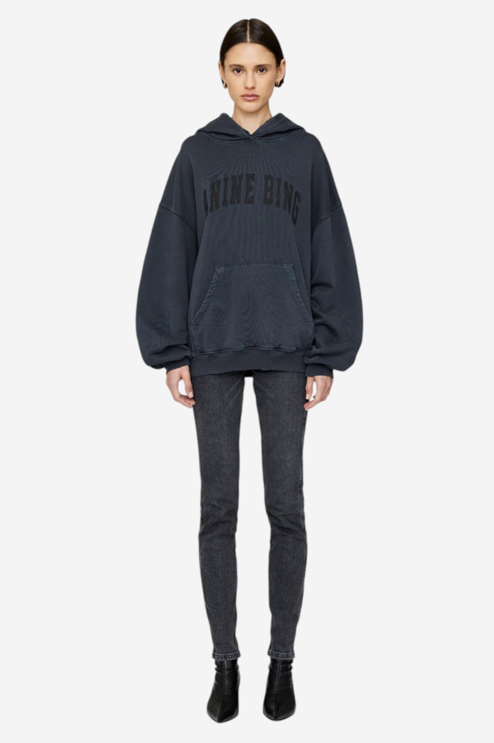 Harvey Sweatshirt - Dark Washed Black